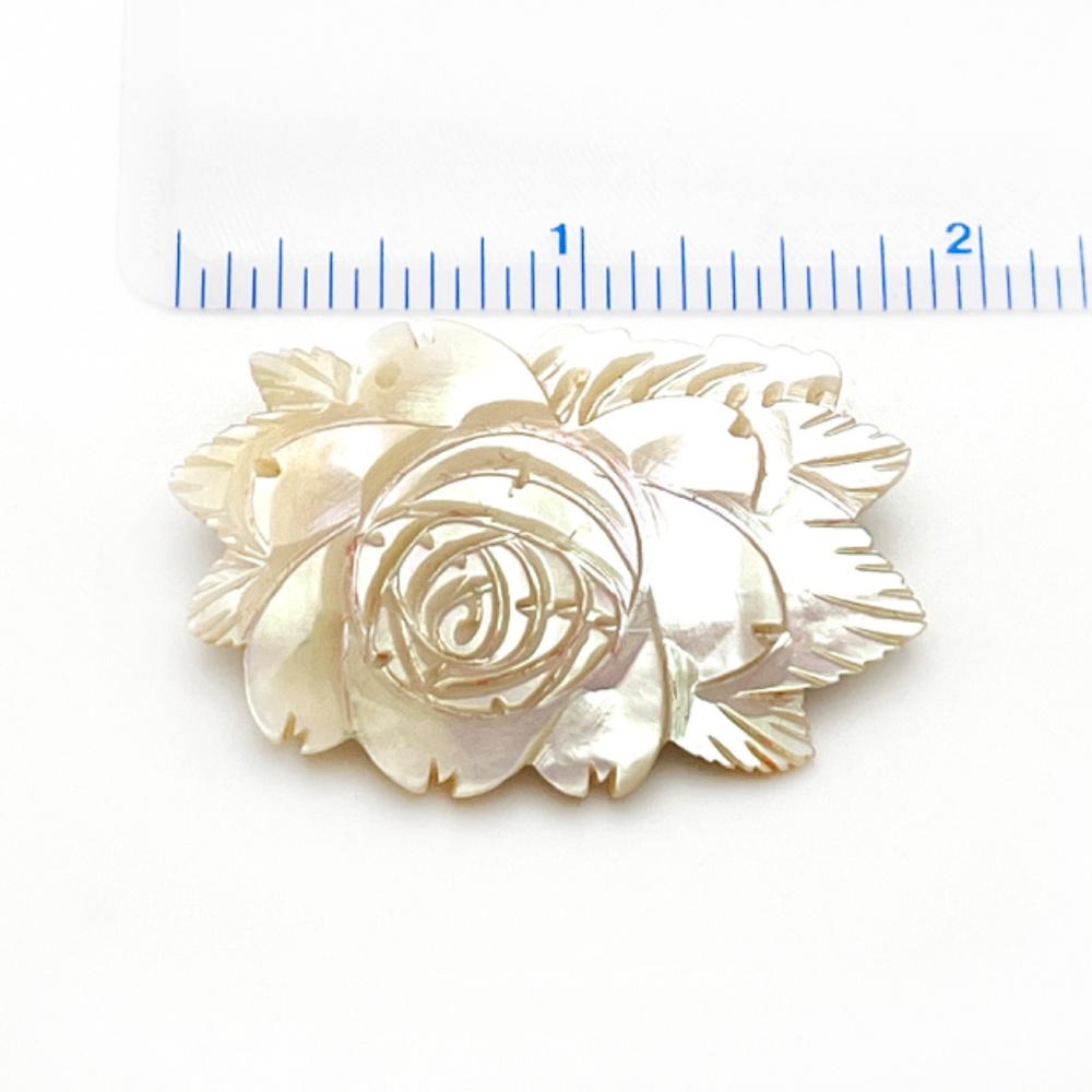 Vintage Mother of Pearl Rose Brooch - Picture 6 of 6